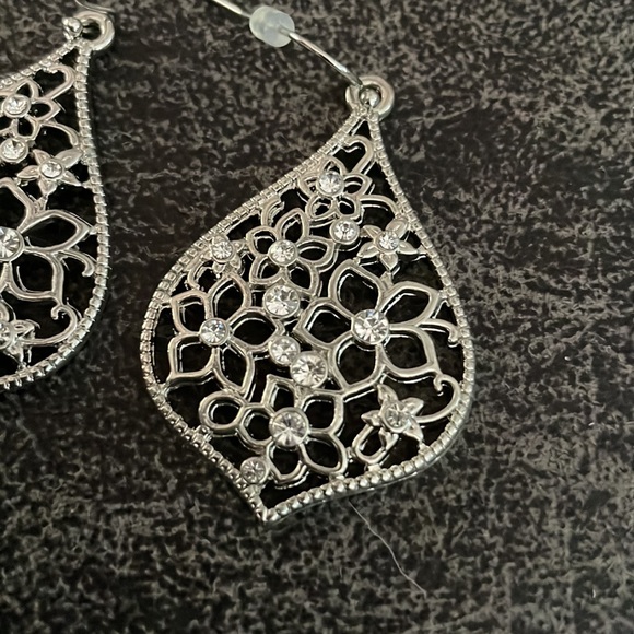 Silver Gem Tear Drop Floral Earrings - Picture 2 of 5